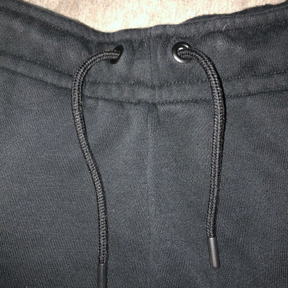 sweatpants - Picture 3 of 5